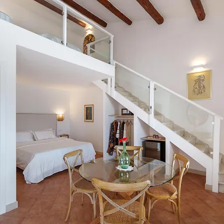 Chateau Bonfala * Noto